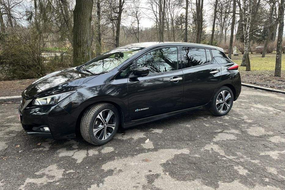 Продам Nissan Leaf Leaf 40kWh Zero Edition 2018 года в Житомире