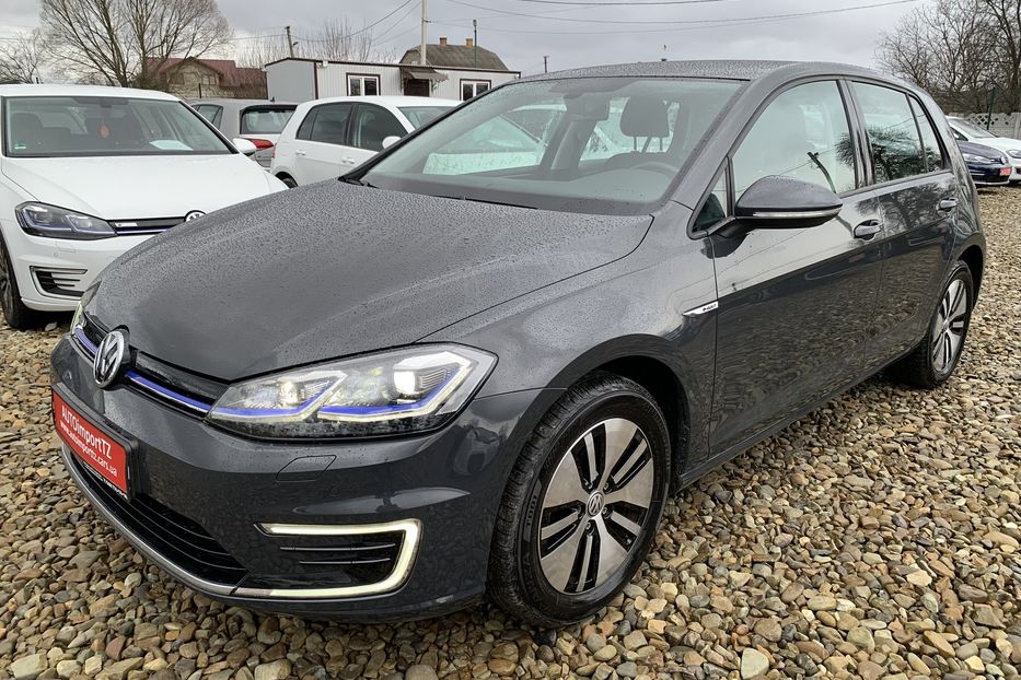 Продам Volkswagen e-Golf 35.8kWh,136к.с./100 кВт 2020 года в Львове