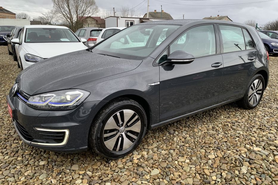 Продам Volkswagen e-Golf 35.8kWh,136к.с./100 кВт 2020 года в Львове