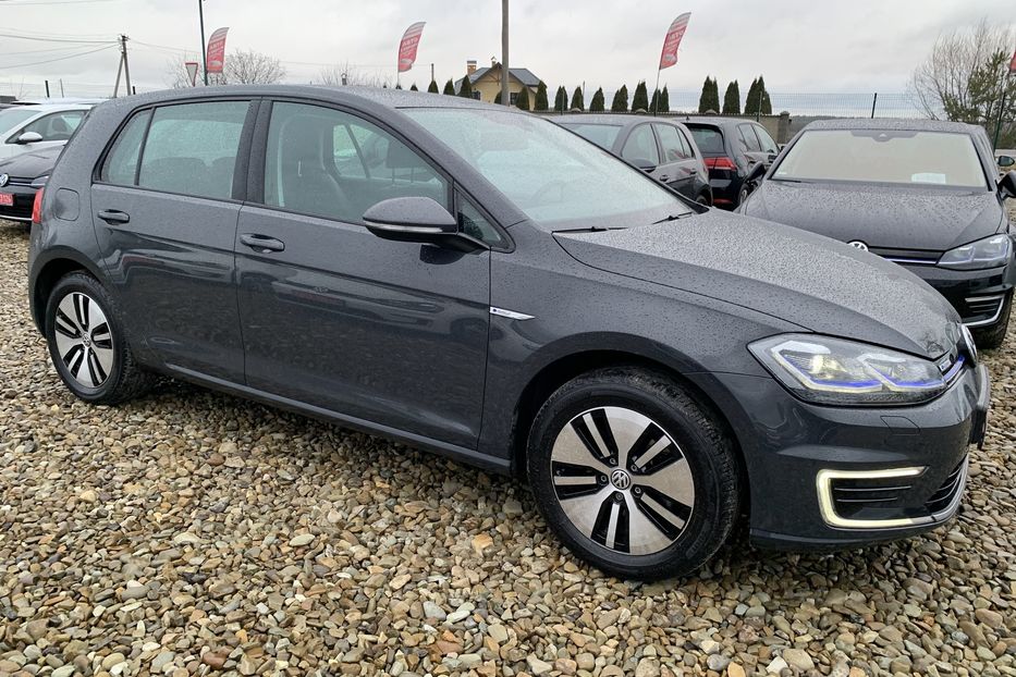 Продам Volkswagen e-Golf 35.8kWh,136к.с./100 кВт 2020 года в Львове