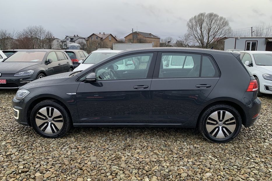 Продам Volkswagen e-Golf 35.8kWh,136к.с./100 кВт 2020 года в Львове