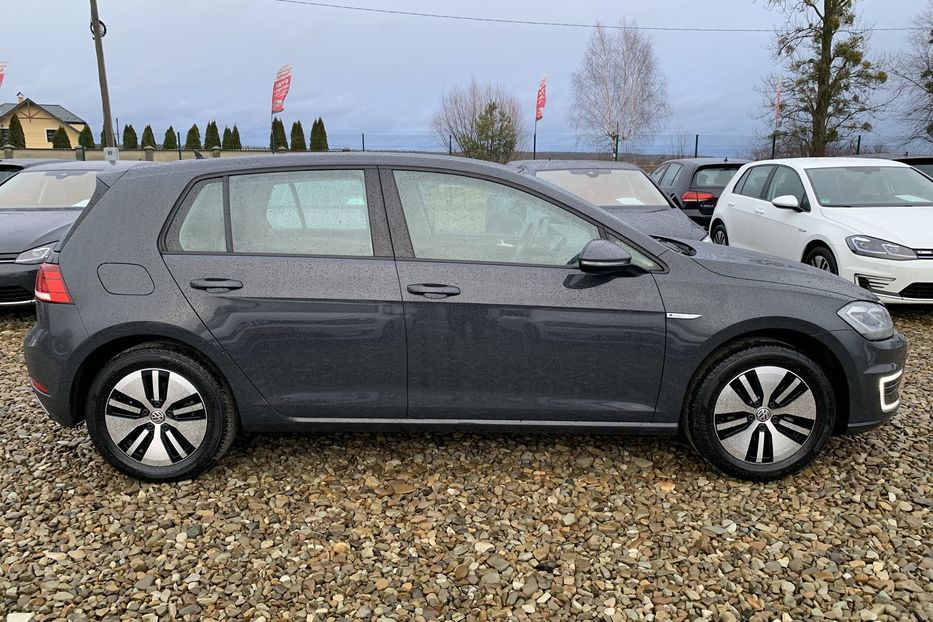 Продам Volkswagen e-Golf 35.8kWh,136к.с./100 кВт 2020 года в Львове