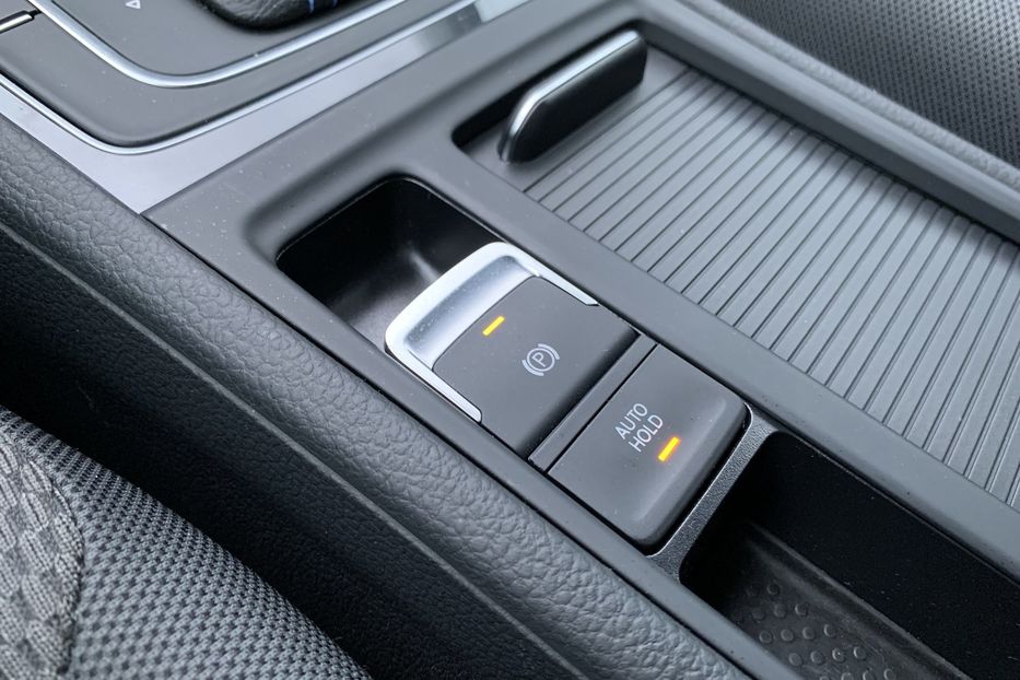 Продам Volkswagen e-Golf 35.8kWh,136к.с./100 кВт 2020 года в Львове