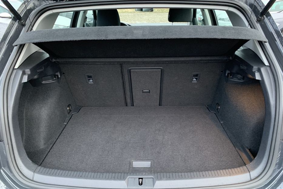 Продам Volkswagen e-Golf 35.8kWh,136к.с./100 кВт 2020 года в Львове