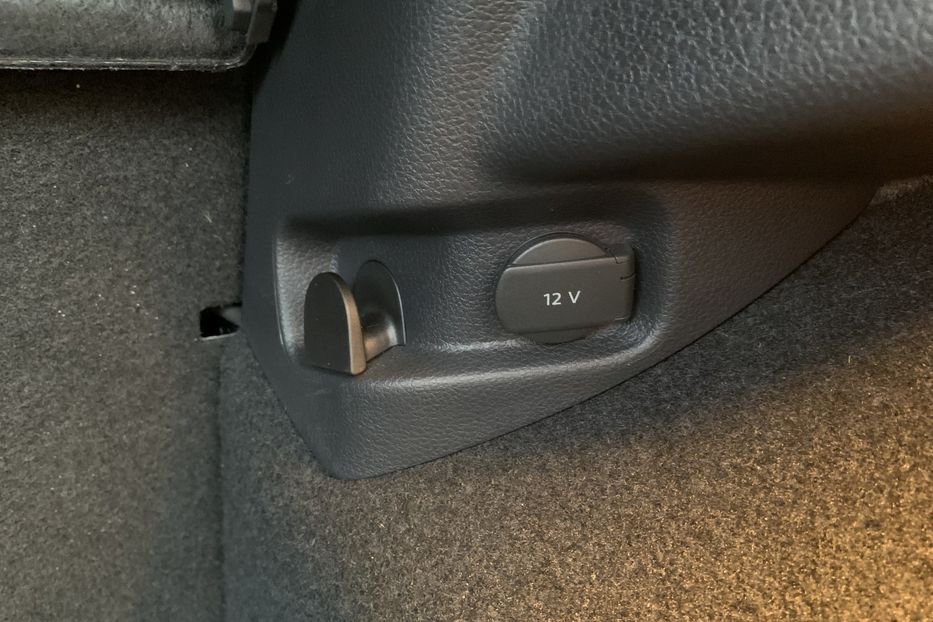 Продам Volkswagen e-Golf 35.8kWh,136к.с./100 кВт 2020 года в Львове
