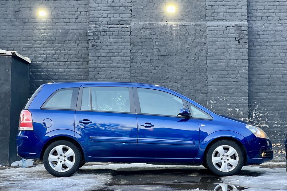 Продам Opel Zafira 2006 года в Луцке