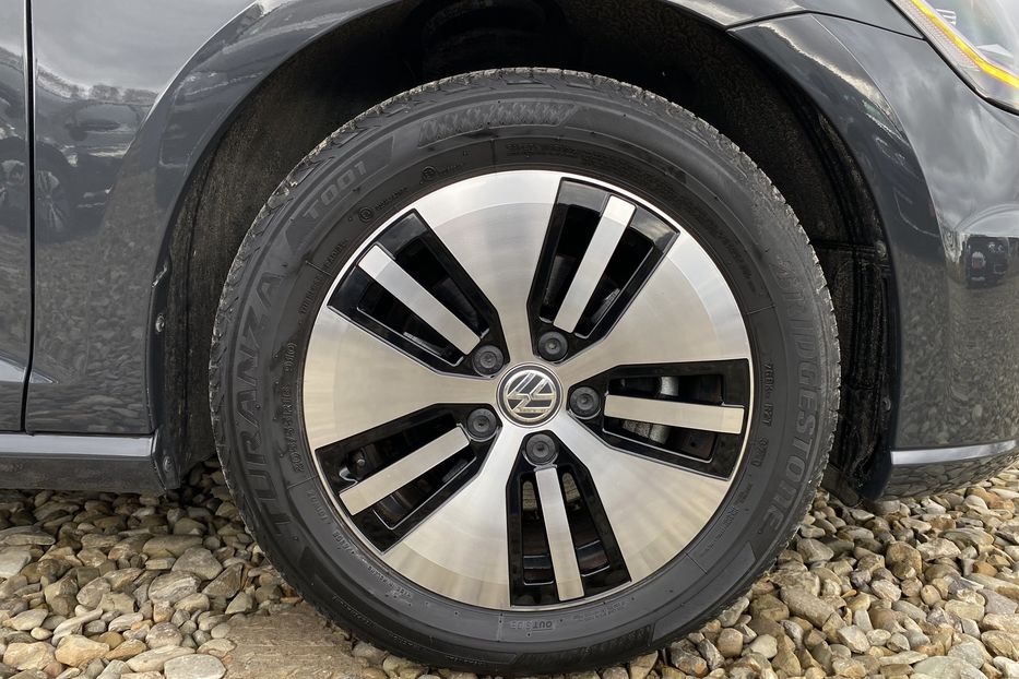 Продам Volkswagen e-Golf FULL LED,Круїз,Всі асистенти 2020 года в Львове