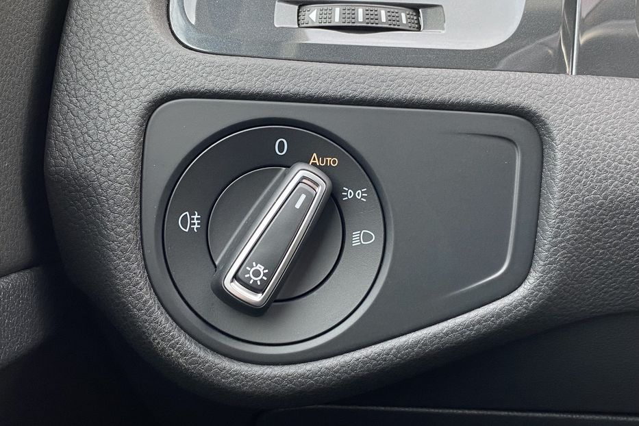 Продам Volkswagen e-Golf FULL LED,Круїз,Всі асистенти 2020 года в Львове