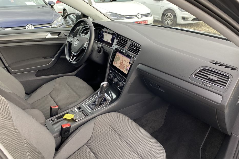 Продам Volkswagen e-Golf FULL LED,Круїз,Всі асистенти 2020 года в Львове
