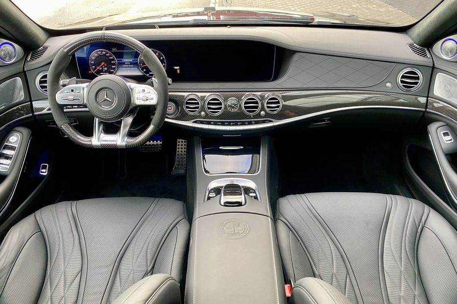 Продам Mercedes-Benz S-Class 63AMG 2019 года в Киеве