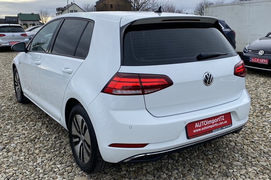 Продам Volkswagen e-Golf Тепловий,Колеса,Підігрів сидін 2018 года в Львове