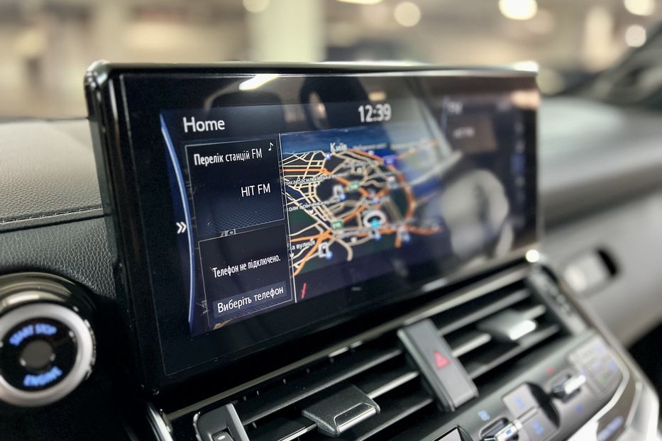 Продам Toyota Land Cruiser 300 Premium  2022 года в Киеве