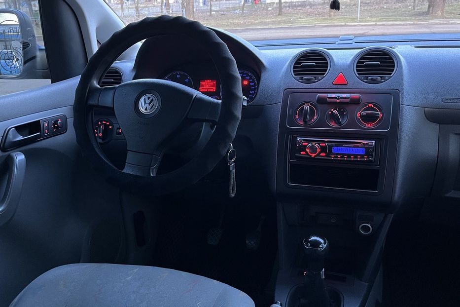 Продам Volkswagen Caddy пасс. Пассажир 2008 года в Николаеве