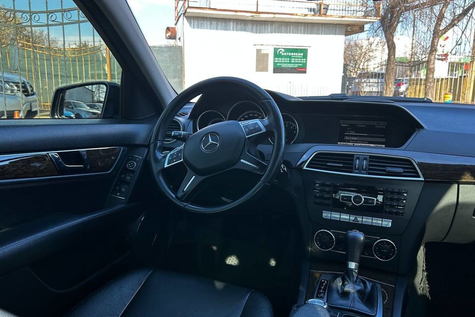 Продам Mercedes-Benz C-Class 2013 года в Одессе