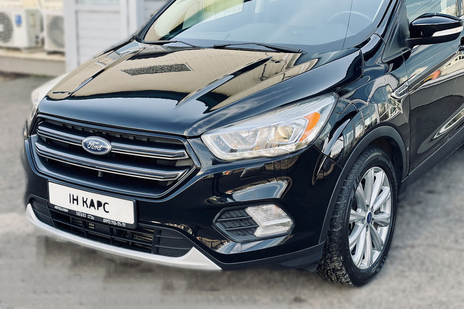 Продам Ford Escape Titanium 2017 года в Одессе