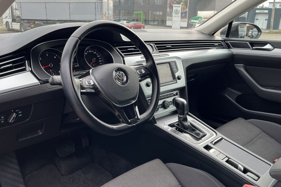 Продам Volkswagen Passat B8 Comfortline 2015 года в Николаеве