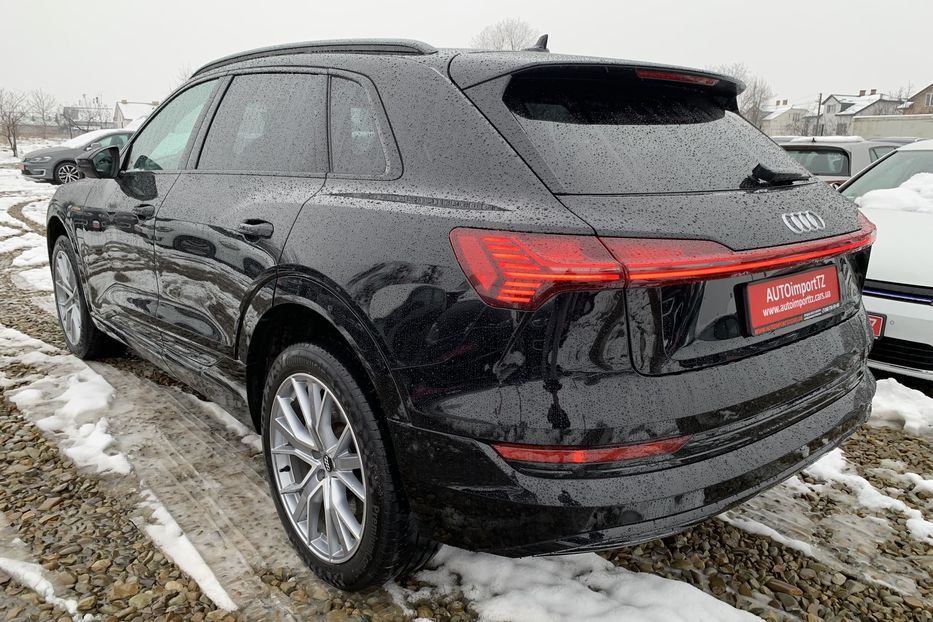 Продам Audi E-Tron 95 kWh 408 к.с. S-Line 2020 года в Львове