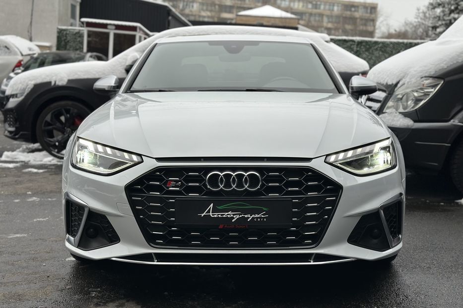 Продам Audi S4 Quattro  2017 года в Киеве