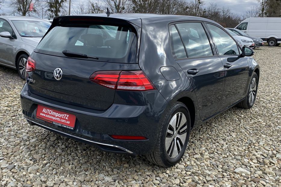 Продам Volkswagen e-Golf Тепловий,LED ПАНЕЛЬ,Камера 2020 года в Львове