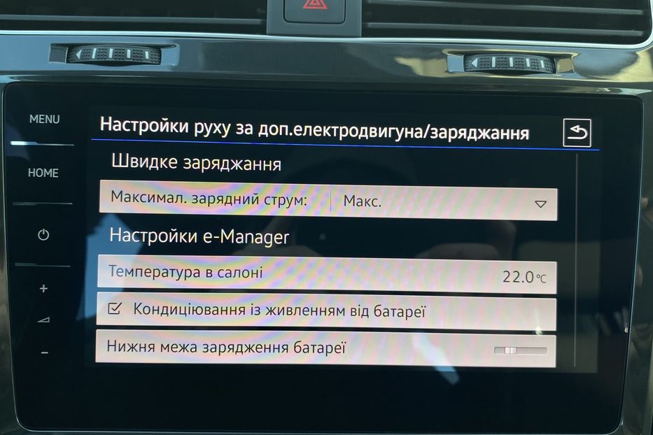 Продам Volkswagen e-Golf FULL LED,Безключовий,Камера 2020 года в Львове