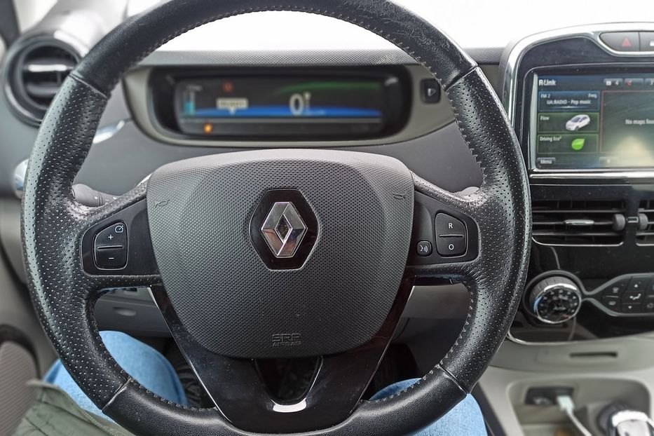 Продам Renault Zoe 24 kWh  2015 года в Львове
