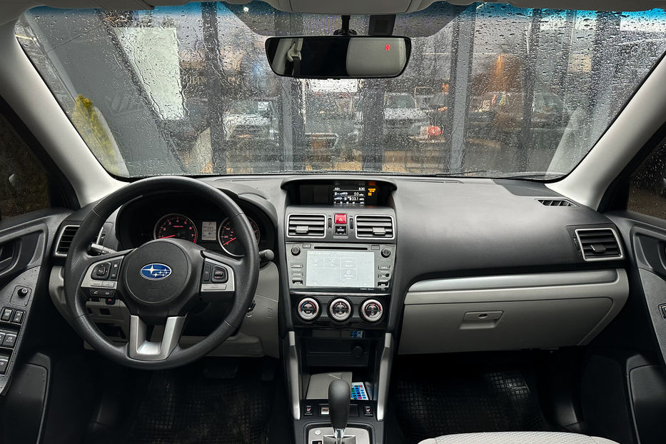 Продам Subaru Forester Premium Symmetrical AWD 2017 года в Черновцах