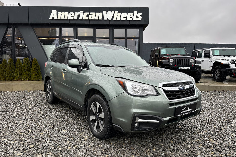 Продам Subaru Forester Premium Symmetrical AWD 2017 года в Черновцах