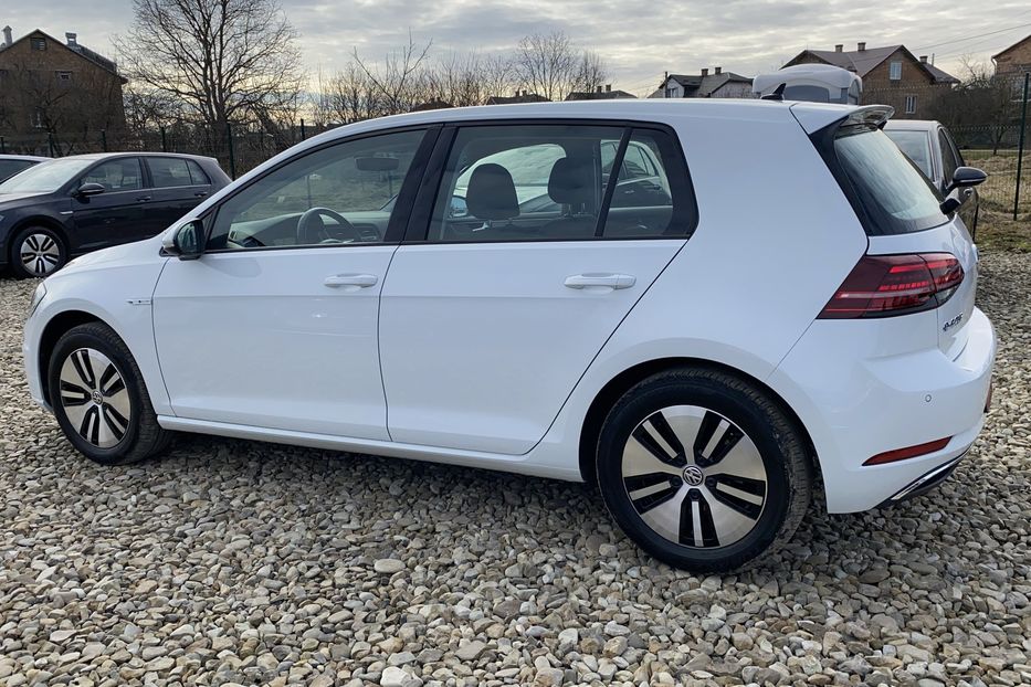 Продам Volkswagen e-Golf FULL LED,Безключовий,Камера 2020 года в Львове