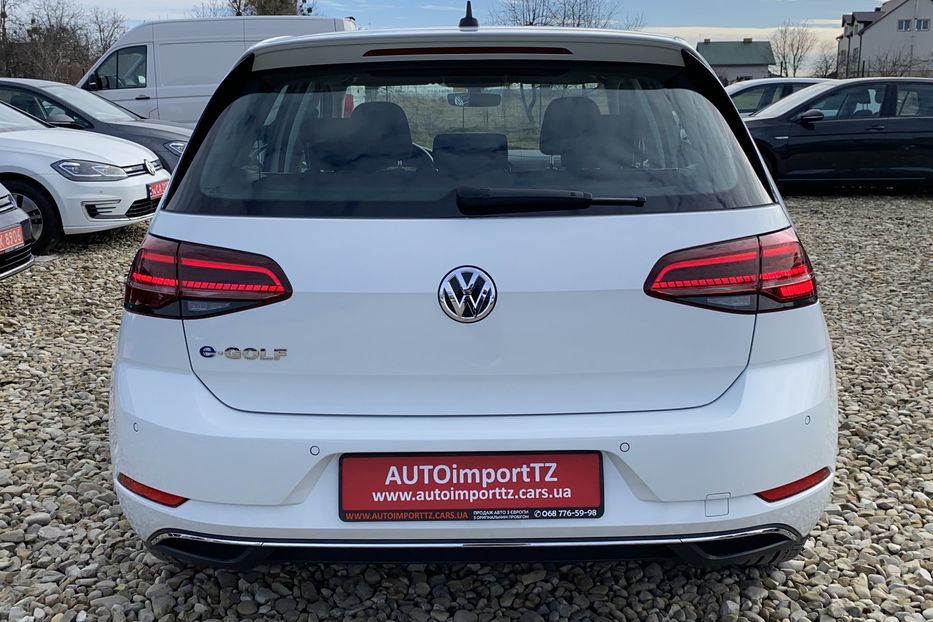 Продам Volkswagen e-Golf FULL LED,Безключовий,Камера 2020 года в Львове