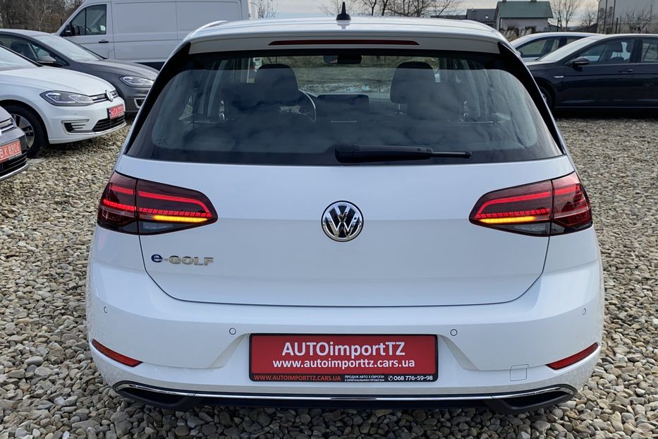 Продам Volkswagen e-Golf FULL LED,Безключовий,Камера 2020 года в Львове