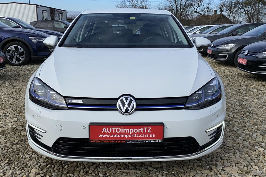 Продам Volkswagen e-Golf FULL LED,Безключовий,Камера 2020 года в Львове