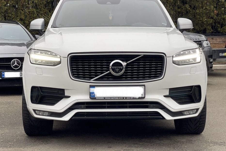 Продам Volvo XC90 R-DESIGN 2016 года в Киеве
