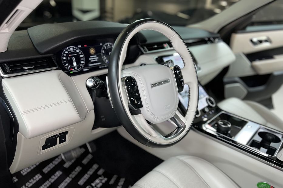 Продам Land Rover Velar R-Dynamic 2018 года в Киеве