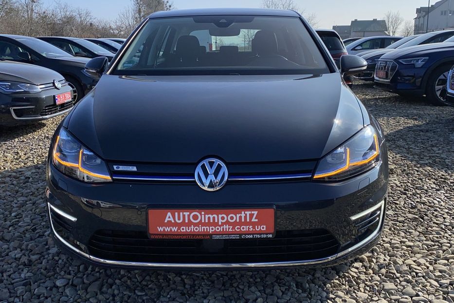 Продам Volkswagen e-Golf Тепловий,FULL LED,Камера,Круїз 2020 года в Львове