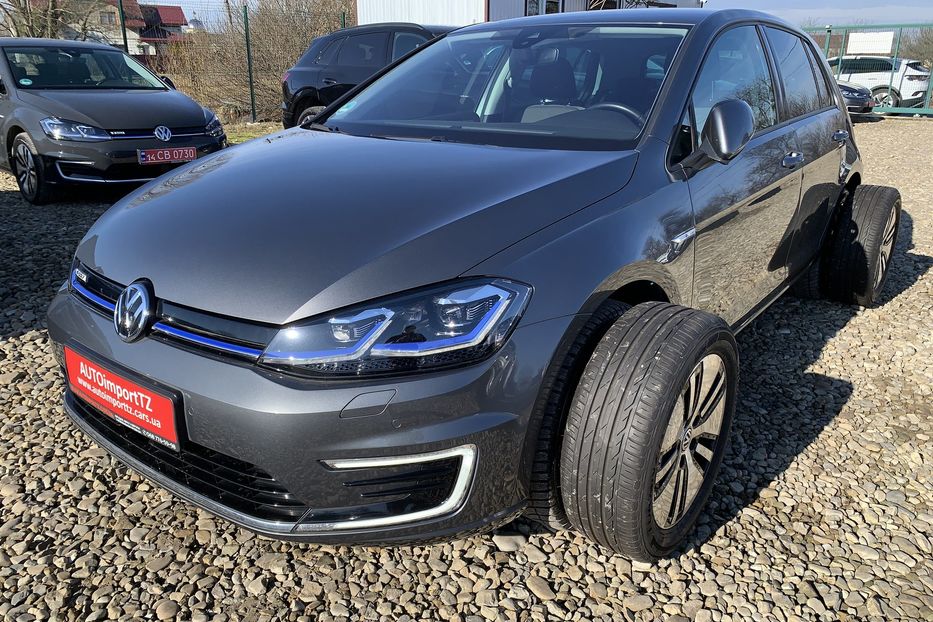 Продам Volkswagen e-Golf Full LED,Камера,Мертві зони 2019 года в Львове