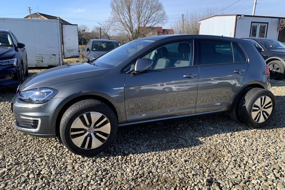 Продам Volkswagen e-Golf Full LED,Камера,Мертві зони 2019 года в Львове