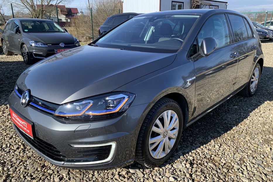 Продам Volkswagen e-Golf Full LED,Камера,Мертві зони 2019 года в Львове