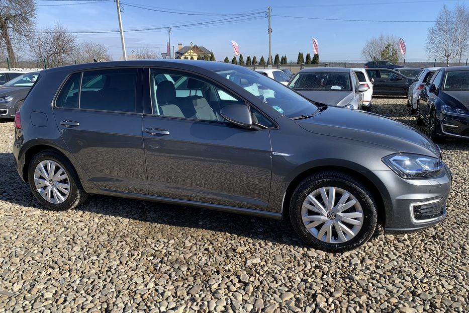 Продам Volkswagen e-Golf Full LED,Камера,Мертві зони 2019 года в Львове