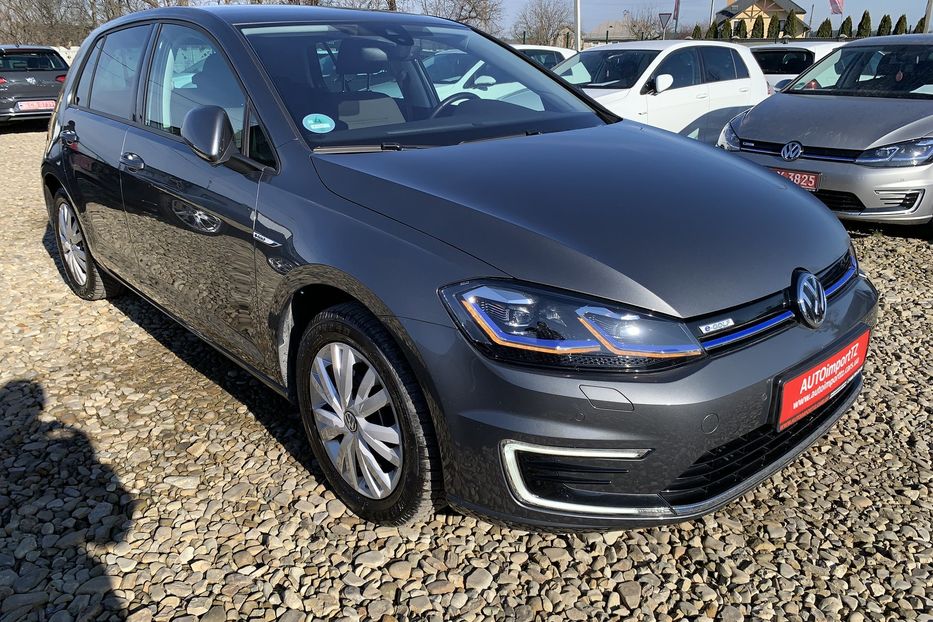 Продам Volkswagen e-Golf Full LED,Камера,Мертві зони 2019 года в Львове