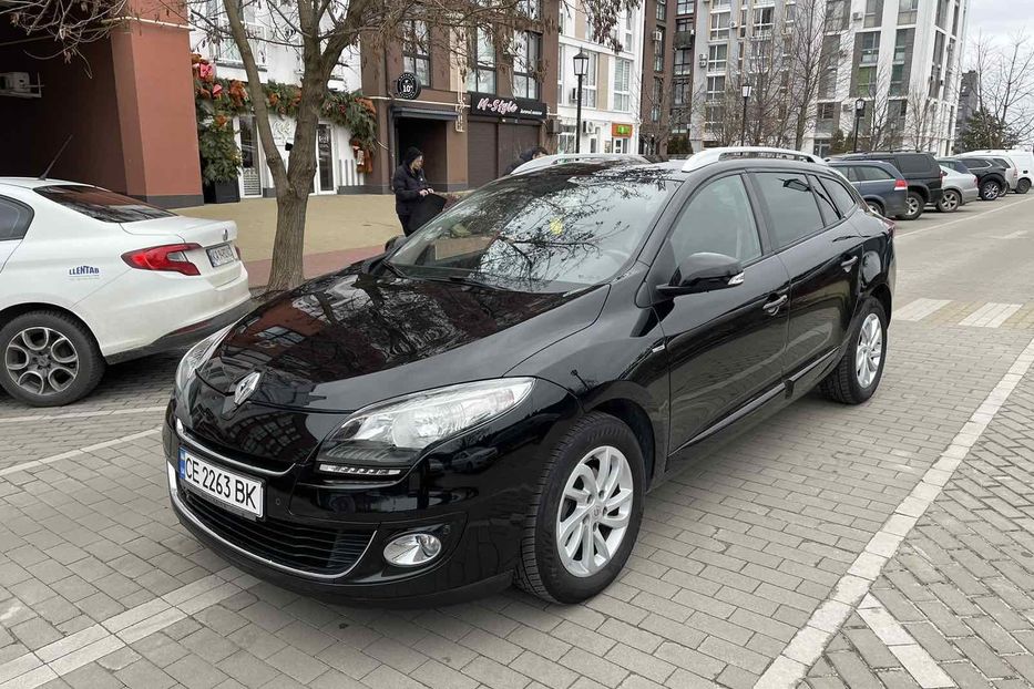 Продам Renault Megane BOSE 2013 года в Киеве