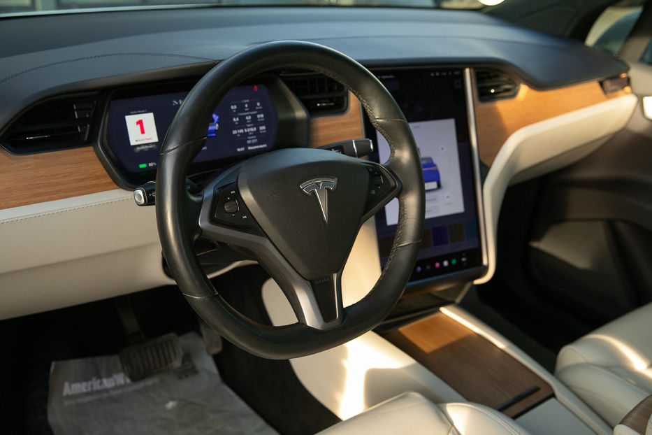 Продам Tesla Model X Long Range Dual Motor 2019 года в Черновцах