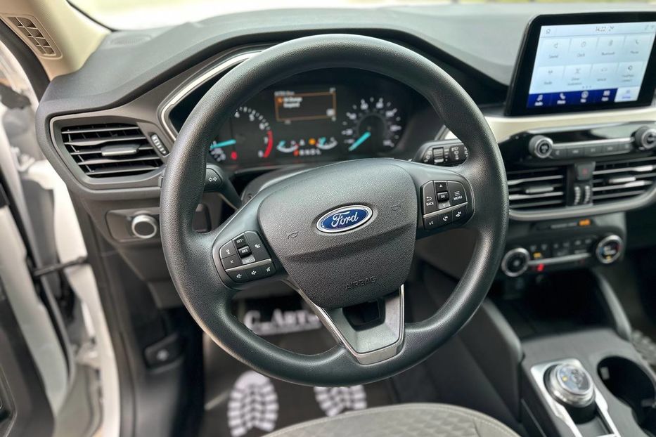 Продам Ford Escape 2020 года в Черновцах