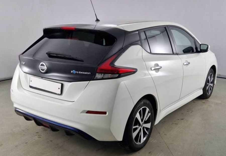 Продам Nissan Leaf 40 KW/H,запас ходу 270 км 2020 года в Житомире