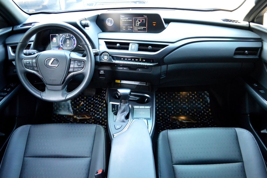 Продам Lexus NX 200 UX 200 2022 года в Одессе
