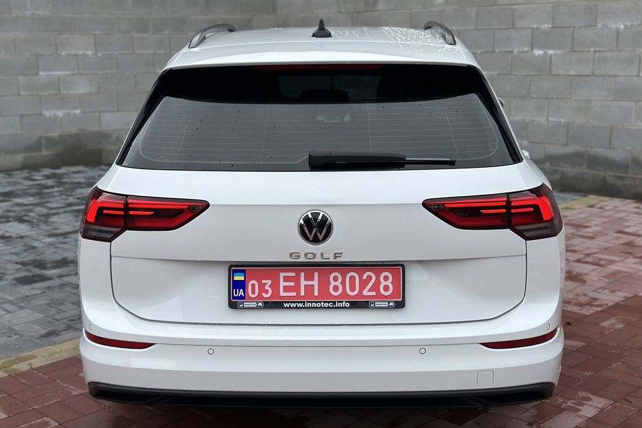 Продам Volkswagen Golf Variant 8 2021р 2020 года в Ровно