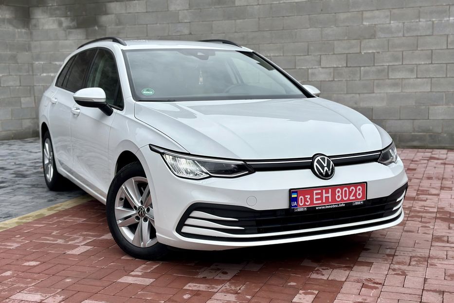 Продам Volkswagen Golf Variant 8 2021р 2020 года в Ровно