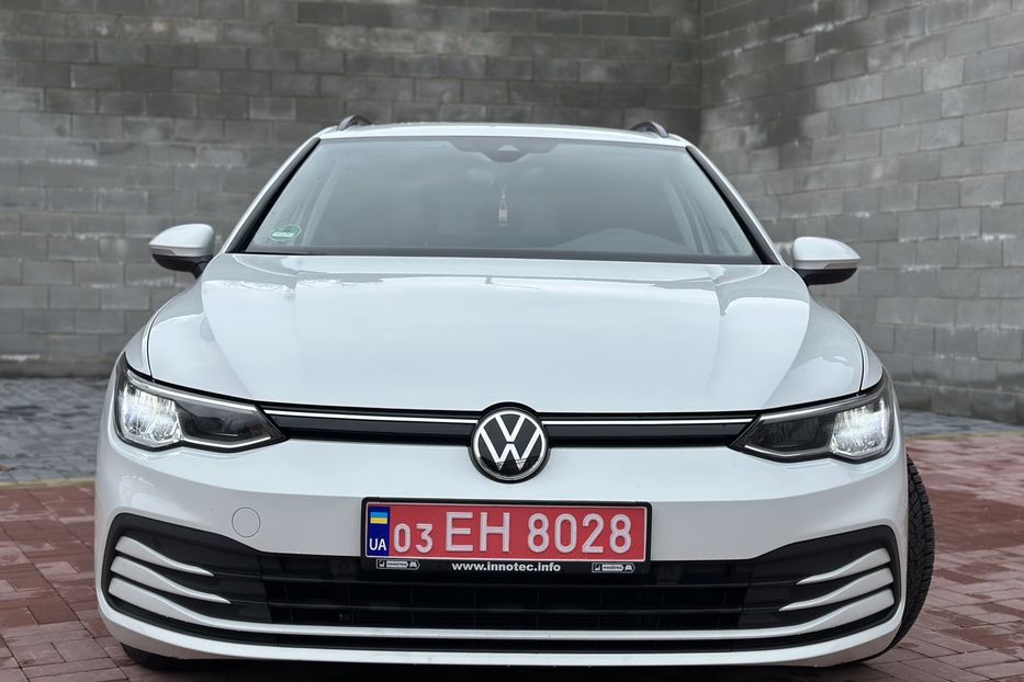 Продам Volkswagen Golf Variant 8 2021р 2020 года в Ровно