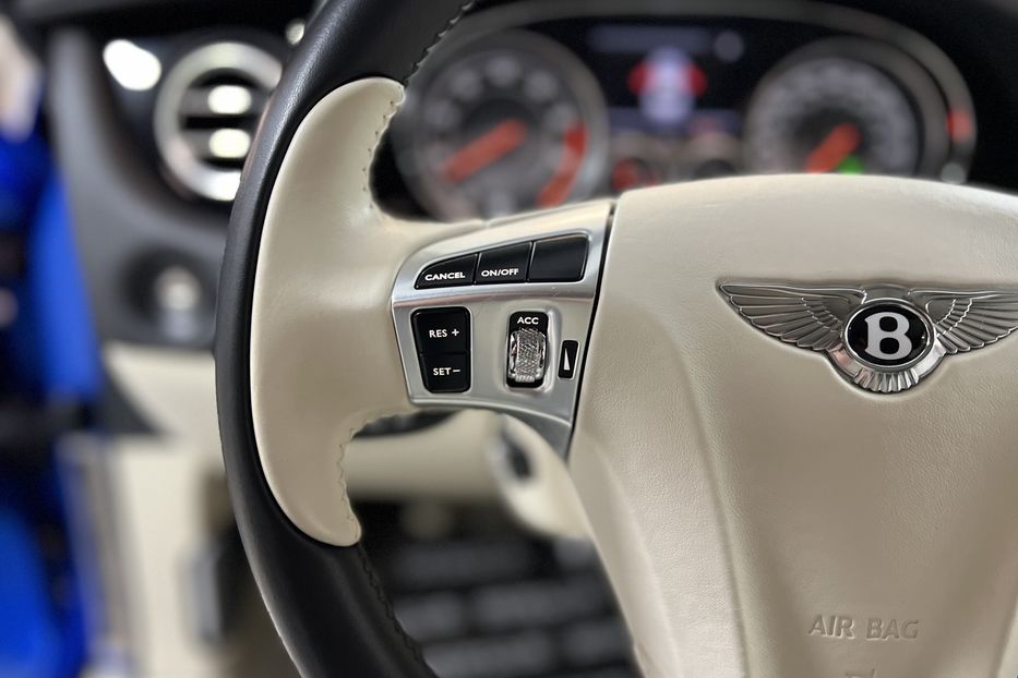 Продам Bentley Continental GT 2011 года в Киеве