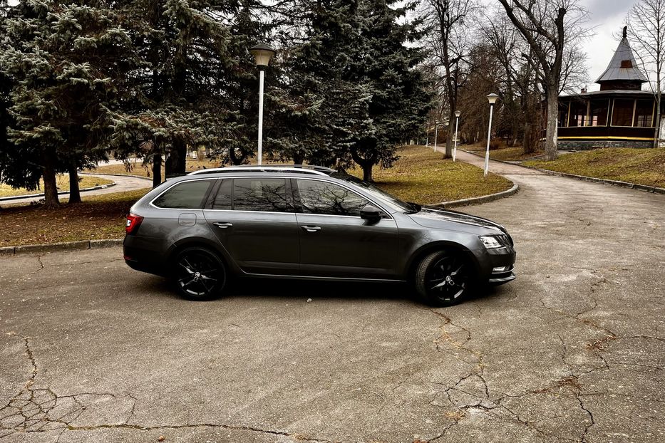 Продам Skoda Octavia A7 Premium Edition 2019 года в Житомире