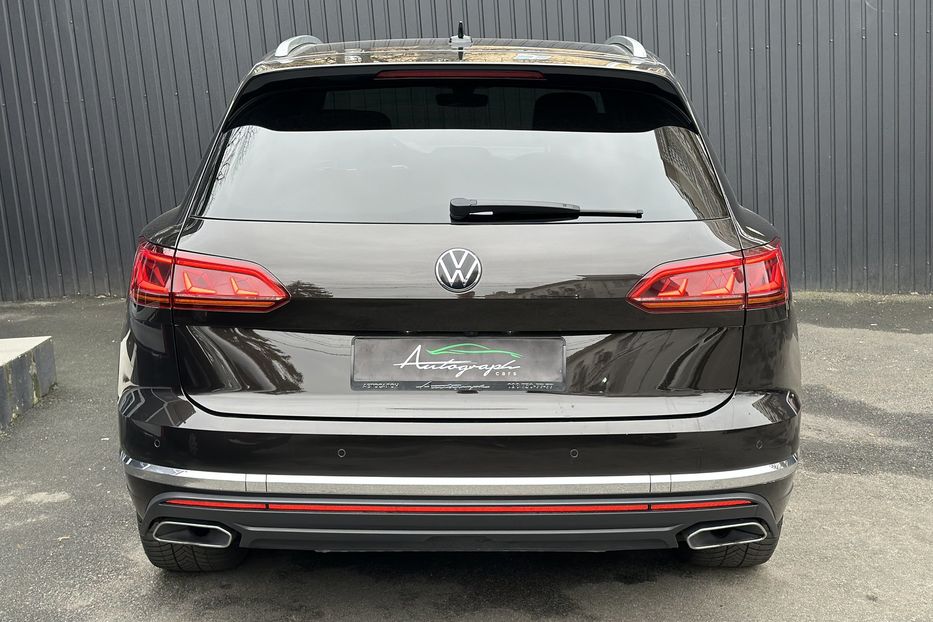 Продам Volkswagen Touareg 2021 года в Киеве